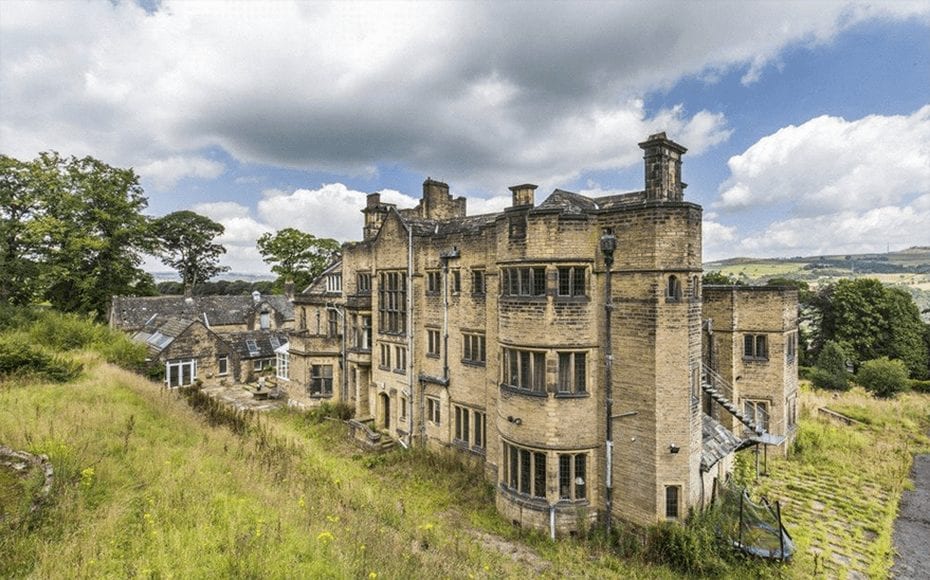 An unlucky mansion