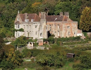 Disputing a mansion