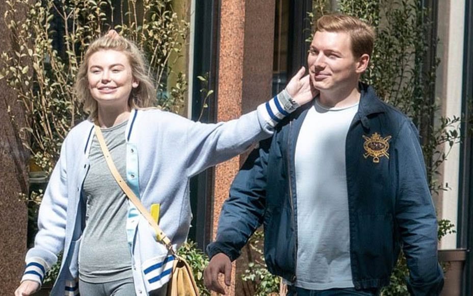 Tubby Toff and Prattish Posh-Boy Unite