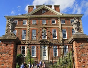 Reader offer: La Traviata at Winslow Hall