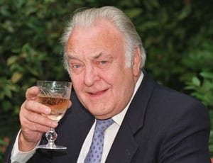 Sir Donald Sinden CBE, FRSA (1923 – 2014)