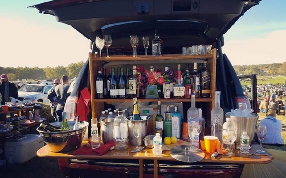 Picture of the Week – Tailgating Par Excellence