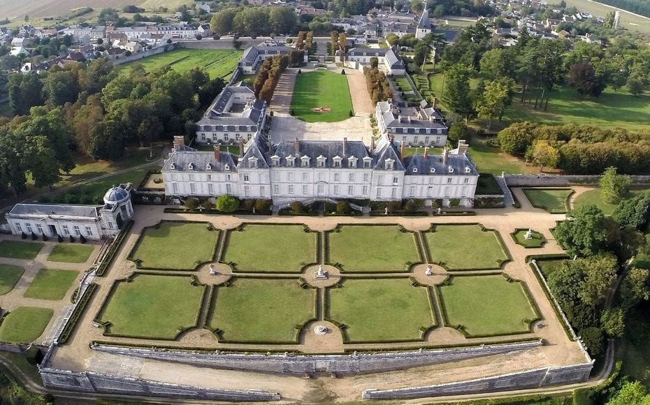 A Cut Cost Château