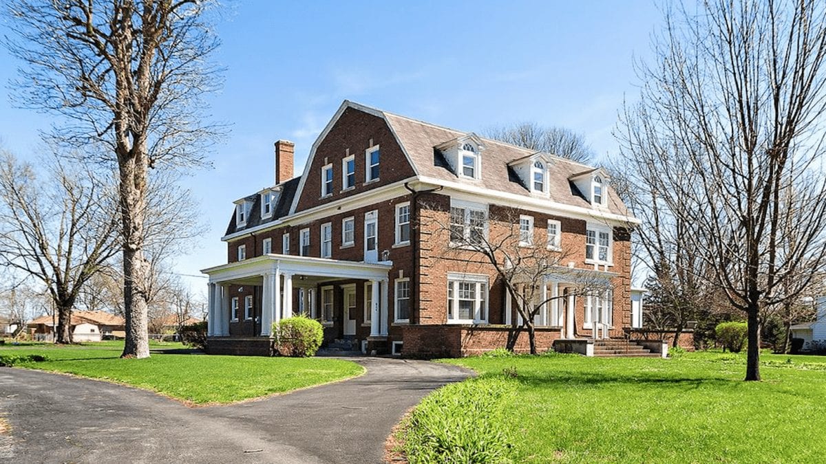 Hooping A Half Price Mansion