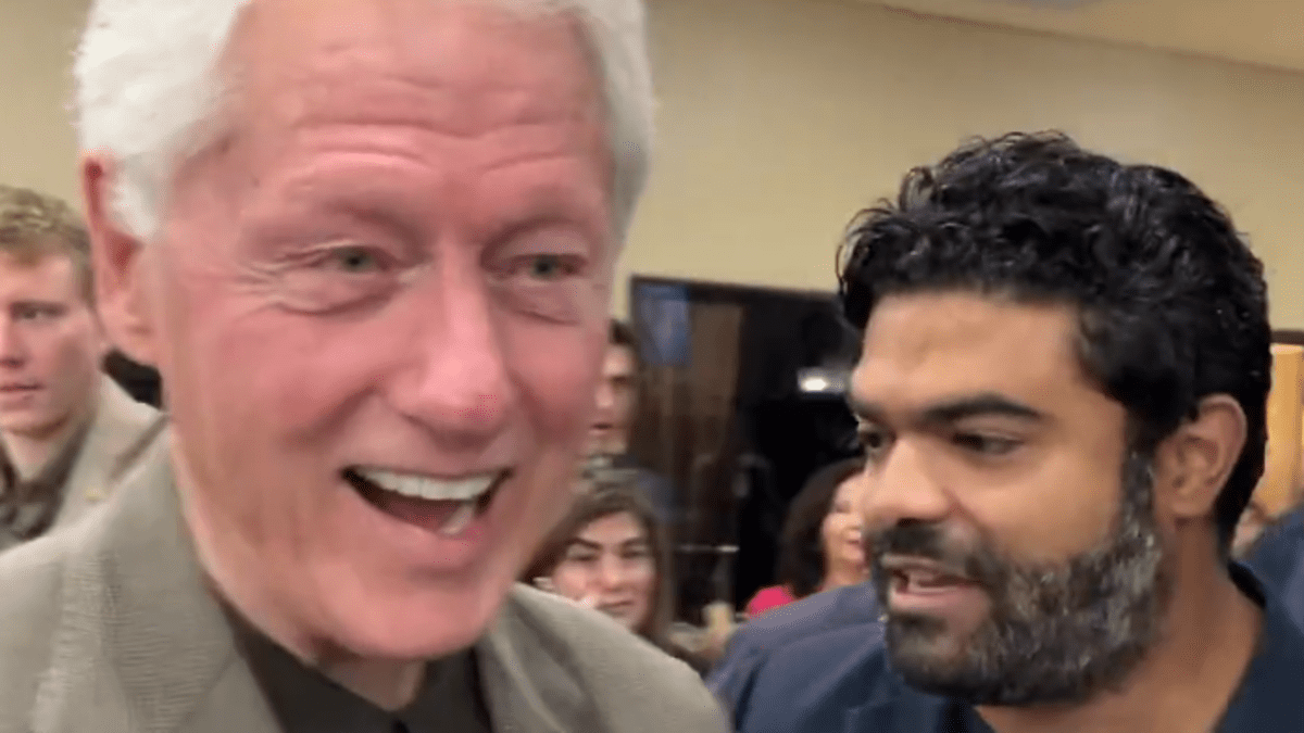 A Question Of Clinton – Bill Clinton Quizzed About Involvement With Evil Paedophile Jeffrey Epstein