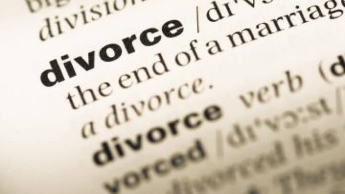 The Deadly Waters of Divorce – ‘The Steeple Times’ Guide to Finding The Best Divorce Lawyers in the UK and the USA